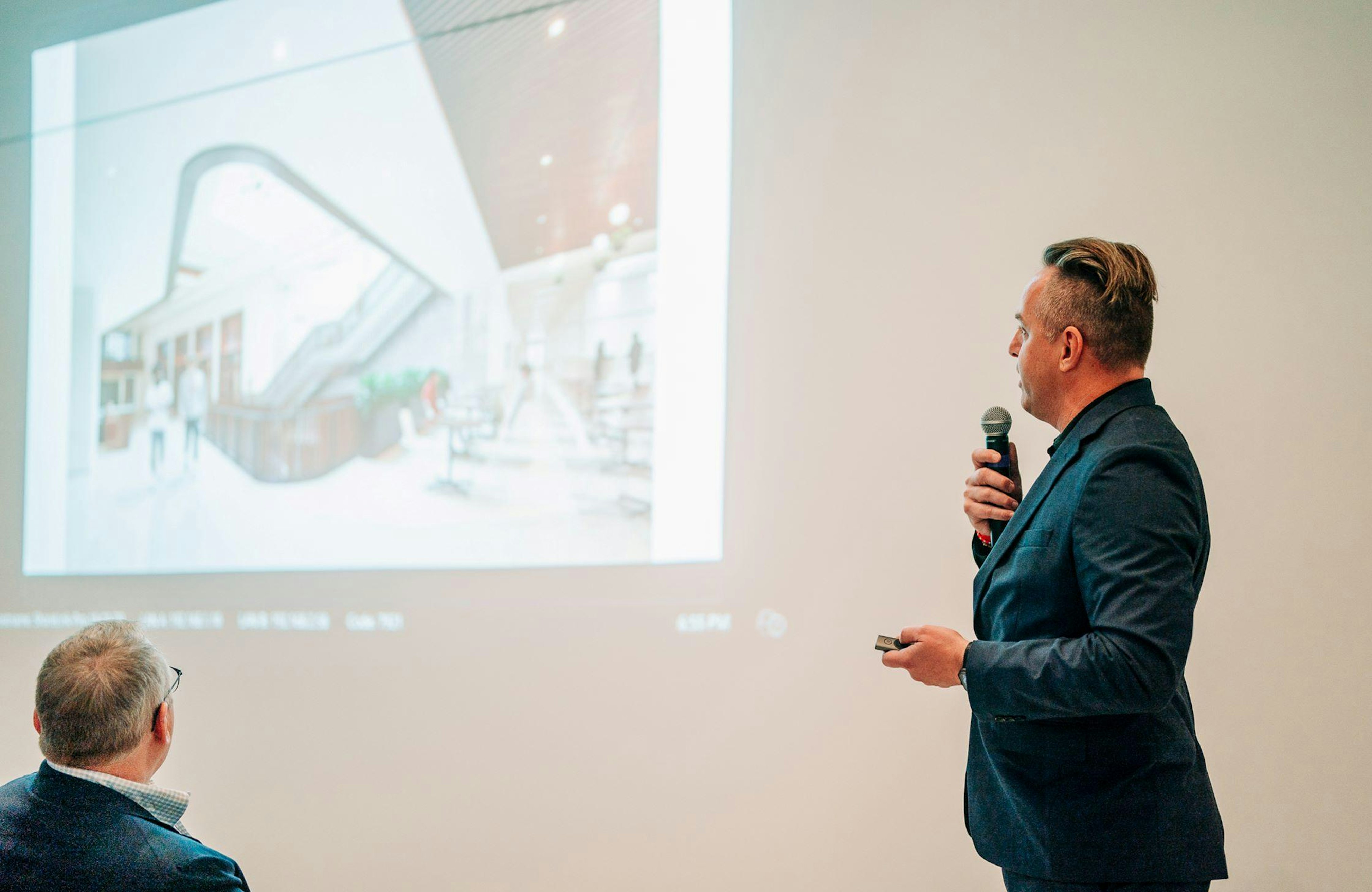 DSC01056202412051854 copy