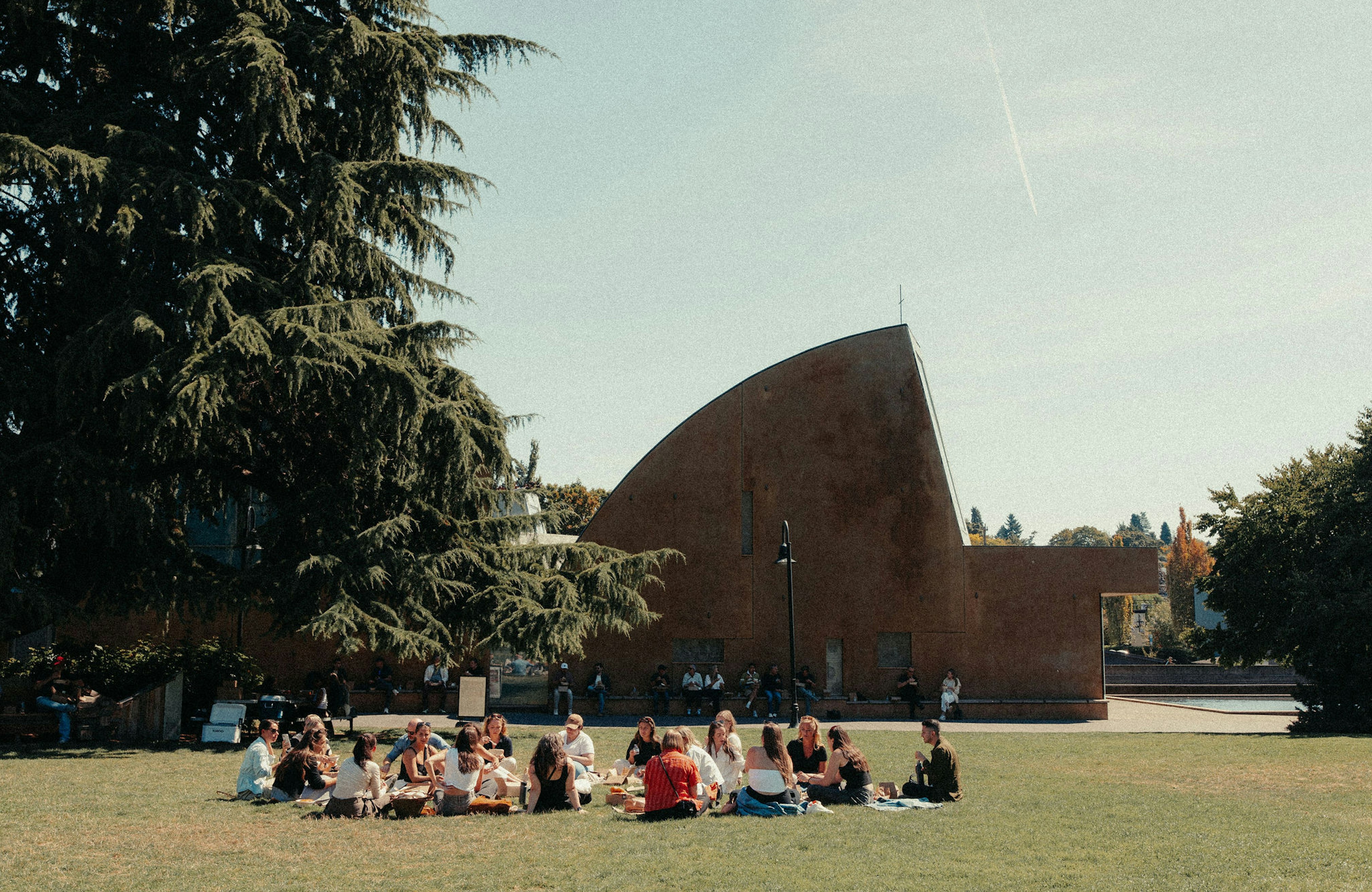 Hastings Seattle25 0110 copy