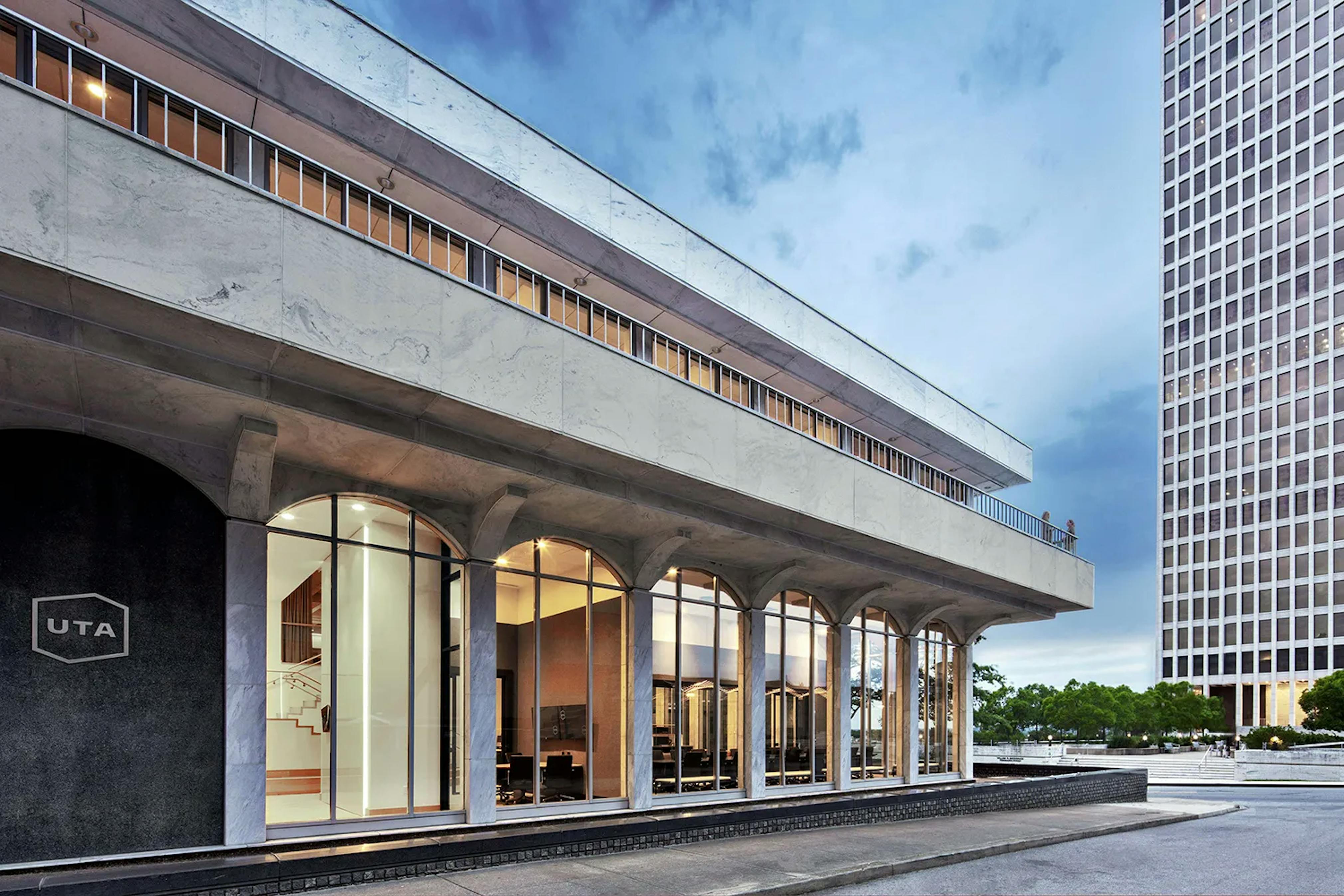 UTA Nashville_Exterior view of adaptive reuse of historic library building _HASTINGS Architecture