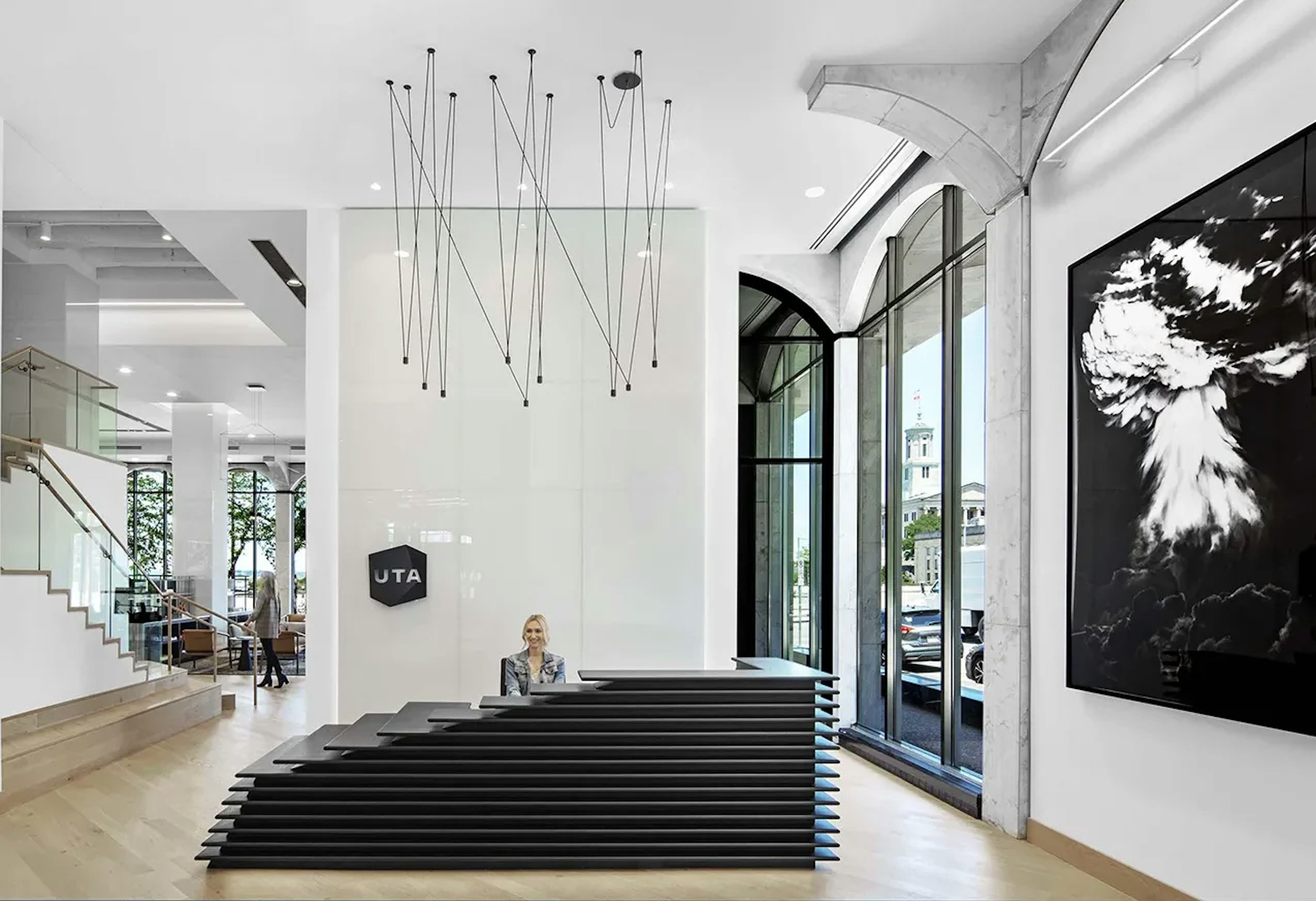 UTA Nashville_Reception Desk_HASTINGS Architecture